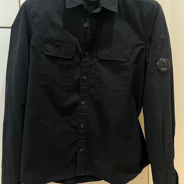 24ss cp컴퍼니 블랙셔츠 M (새상품급)