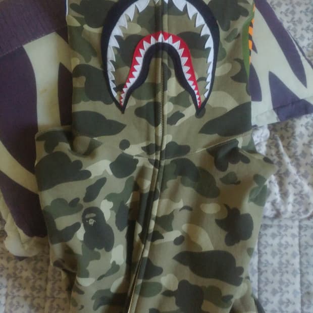 베이프 샤크후드