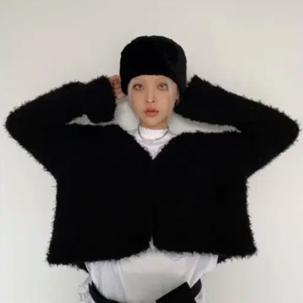 오도어 부클 퍼 가디건