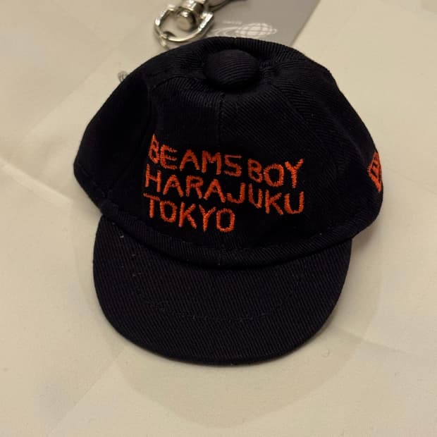 빔즈 보이 x 뉴에라 하라주쿠 키링