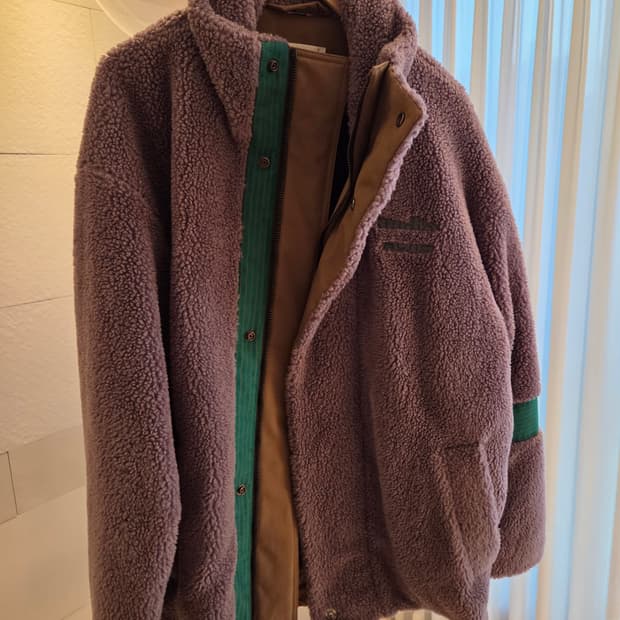 아크네 오르시노 테디자켓