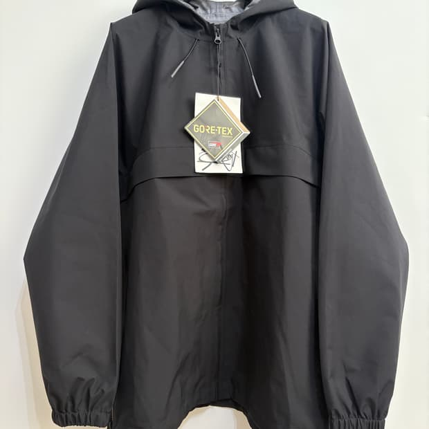 GR10K /GORE-TEX 3L DRWN OFF RAINCOAT /S