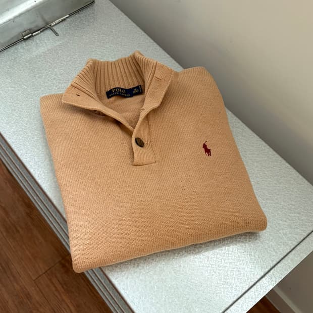 폴로 니트