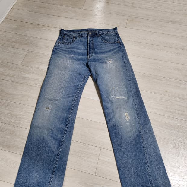 LVC 55501 0093 tin horse 30 x 32