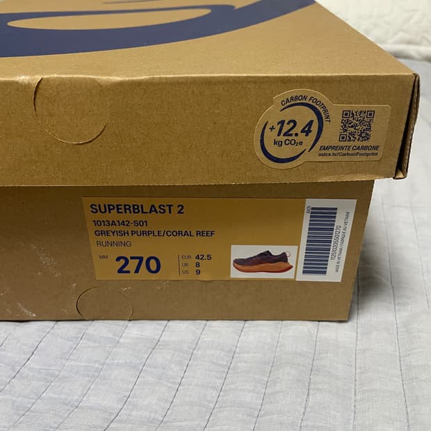 아식스 슈퍼블라스트 270