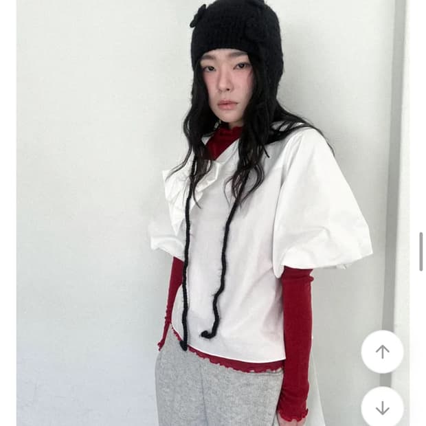 팁씨 퍼프 블라우스 블랙 새상품