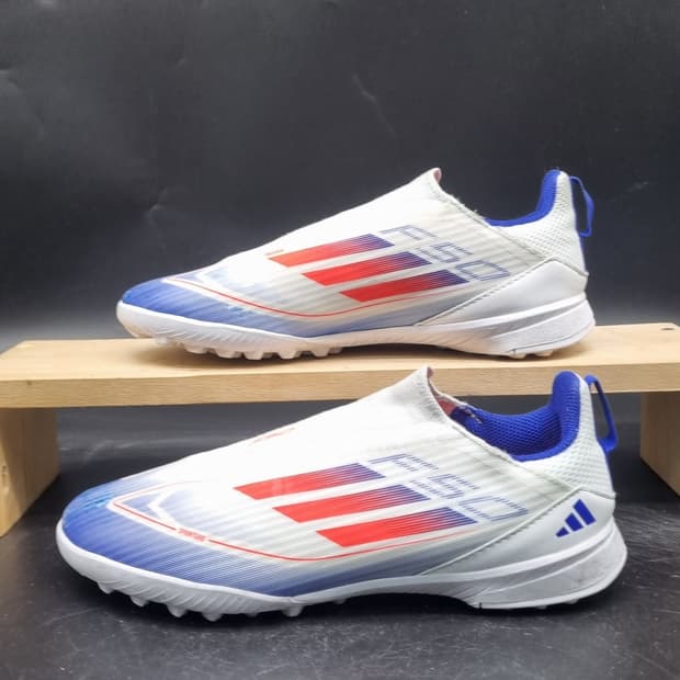 아디다스 f50  풋살화 240