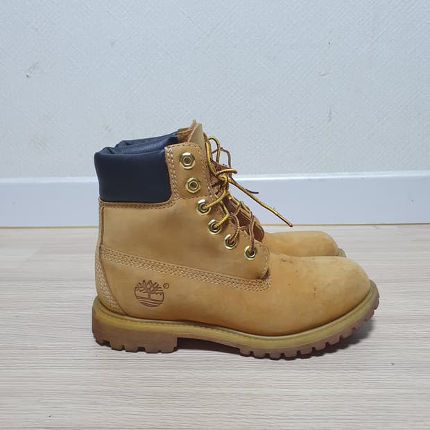 팀버랜드 6인치 프리미엄 부츠 230