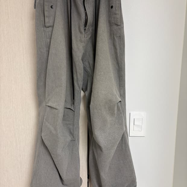 해칭룸 팬츠 판매