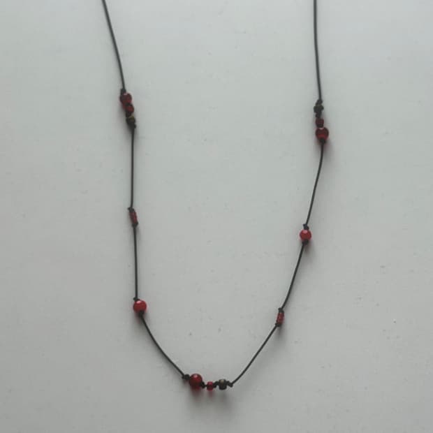 핸드메이드 비즈목걸이 매듭목걸이