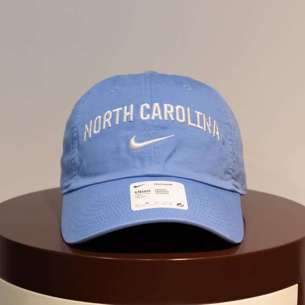 NIKE HAT - NOTH CAROLINA