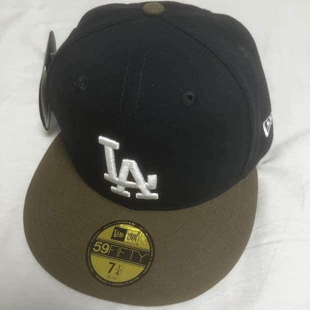 뉴에라 LA다저스 베이직 피티드캡 