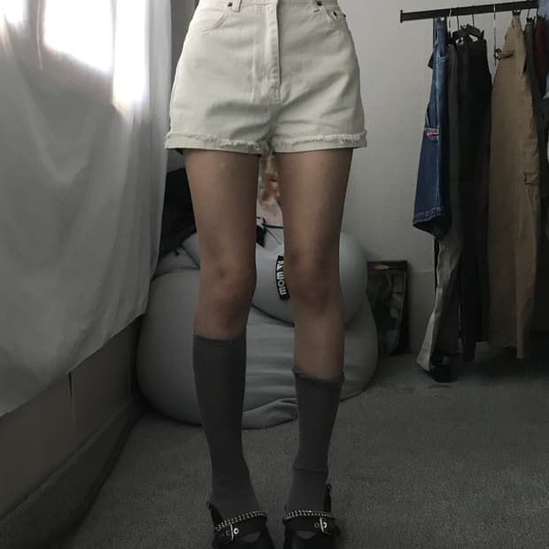 미스치프 아이보리 쇼츠