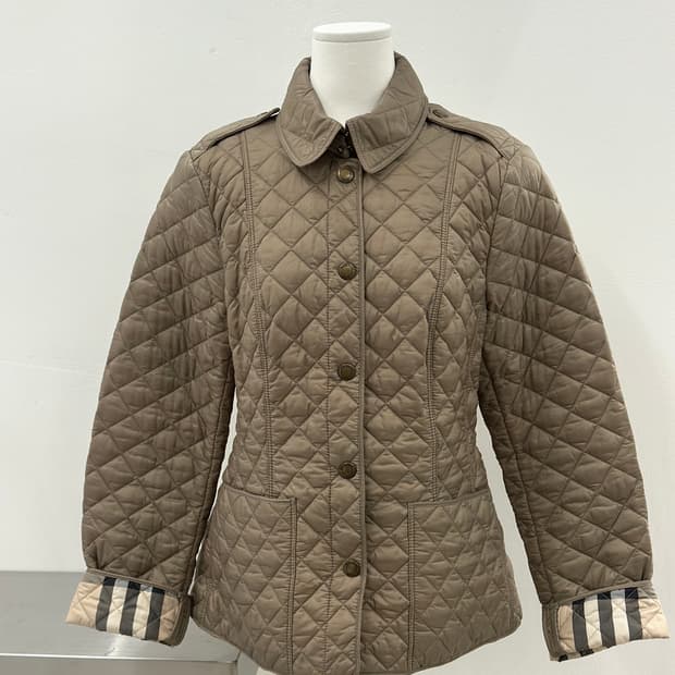 버버리 브릿 캔코트 퀼팅 자켓 