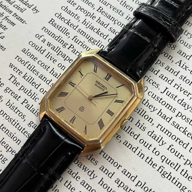Vintage Seiko Quartz Tank