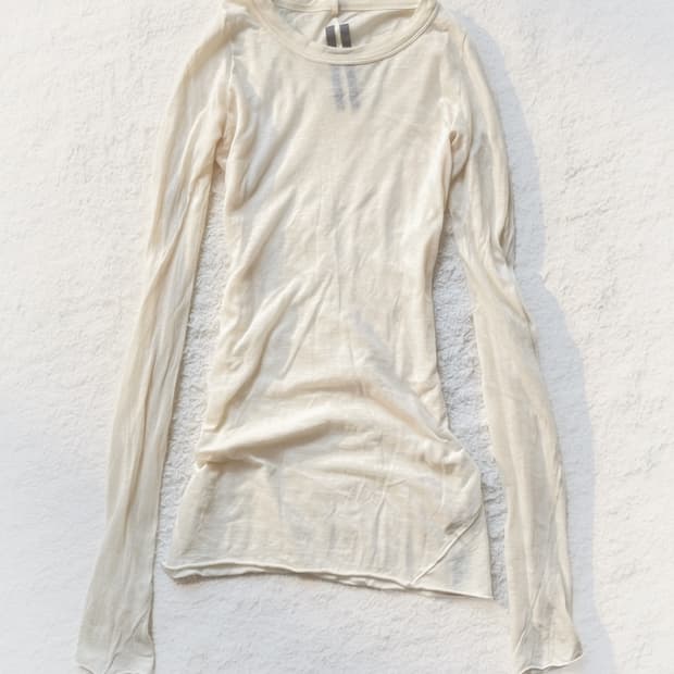 로우 엣지 코튼 롱슬리브 탑