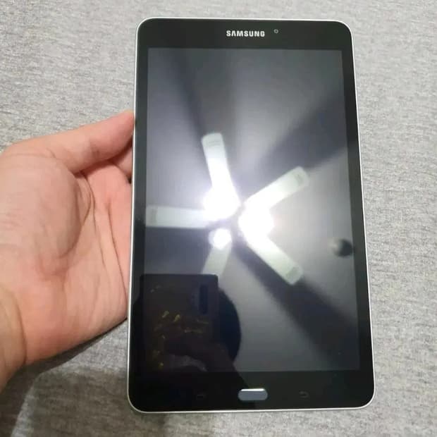 삼성 갤럭시 탭 A (2017) SM-T380 32기가 wifi