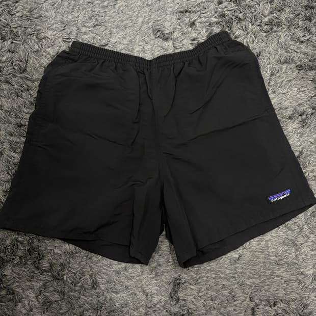 파타고니아 배기스 5인치 블랙 S