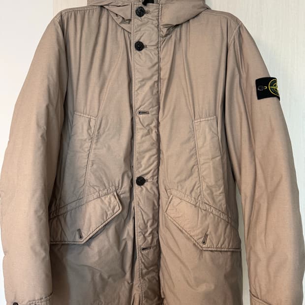 스톤아일랜드 나슬란 와트로 와펜 다운 패딩