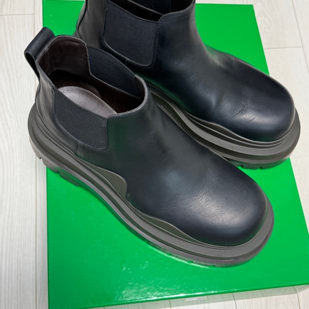 보테가베네타 타이어 부츠 42