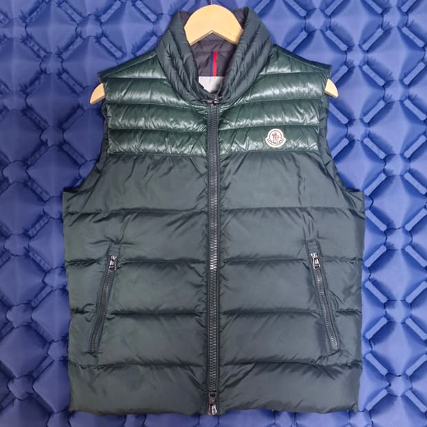 정품 몽클레어 일본판 DUPRES GILET 그린 2사이즈