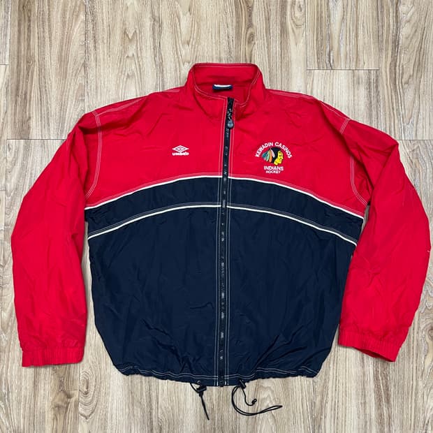 엄브로 케와딘 카지노스 인디언 올드스쿨 바람막이