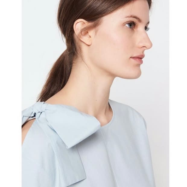 Sandro 산드로 Alexa 알렉사 파우더블루 리본 블라우스 티셔츠_1