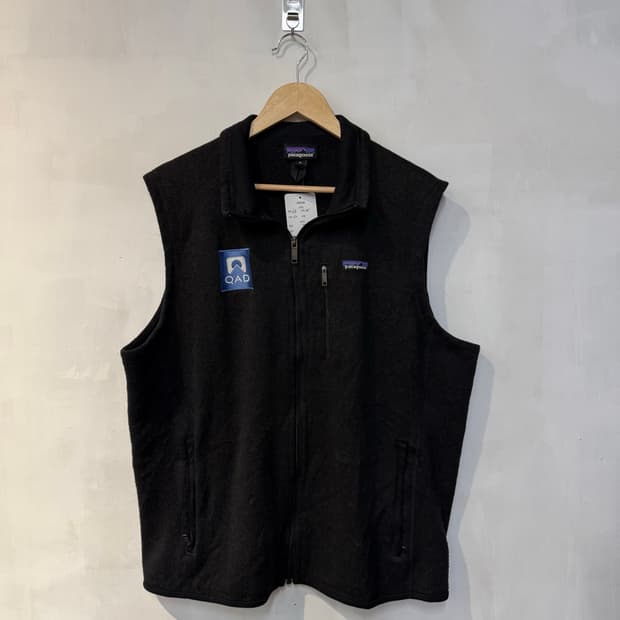 파타고니아 블랙 플리스 조끼