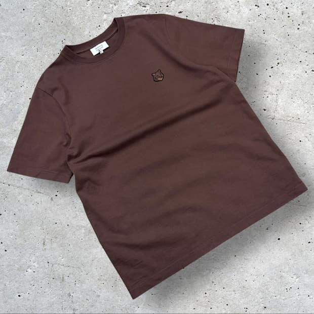 [XS] 24FW 메종키츠네 폭스 와펜 브라운 반팔티 C817