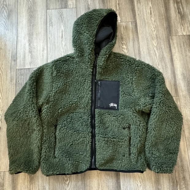스투시 쉐르파 올리브 자켓 새상품 XL