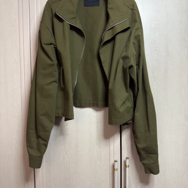 피어나리 크롭자켓