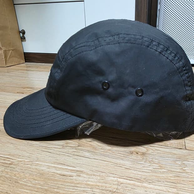 슈프림 20FW 인셋 러버로고 캠프캡 블랙