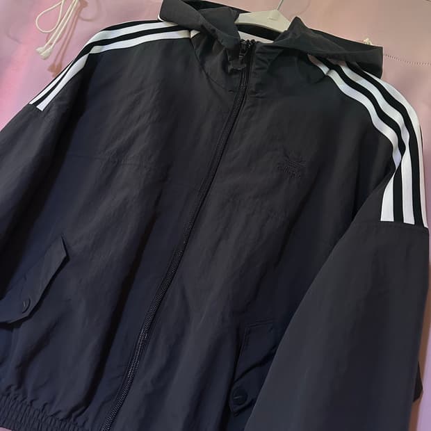 아디다스 오리지널 아디컬러 클래식 크롭 윈드브레이커 바람막이 자켓 블랙