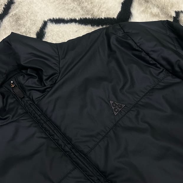 [L]나이키ACG 경량 패딩 자켓/블랙