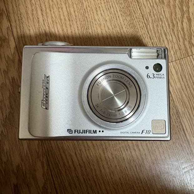 상태좋음) 후지필름 FinePix 파인픽스 F10 디지털 카메라 디카
