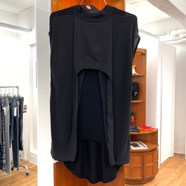 [L] 사일런트 다미르도마 14fw 슬리브리스 톱