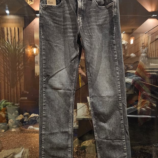 리바이스 559 릴랙스 스트레이트핏 흑청 33x34