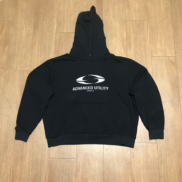 그레일즈 oval logo hoodie (2)