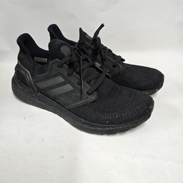 아디다스 울트라부스트 20 올블랙 265mm