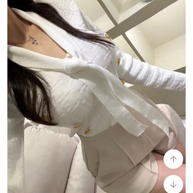 에이블리 타이 금장단추티