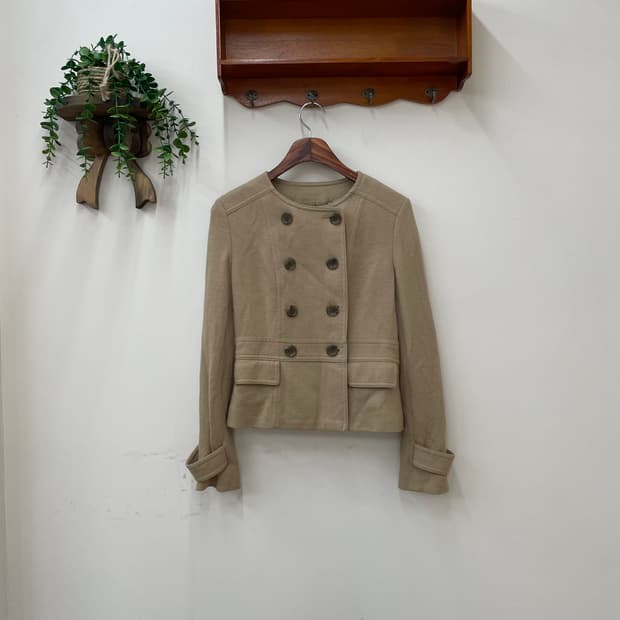 마이클코어스 더블 논카라 자켓