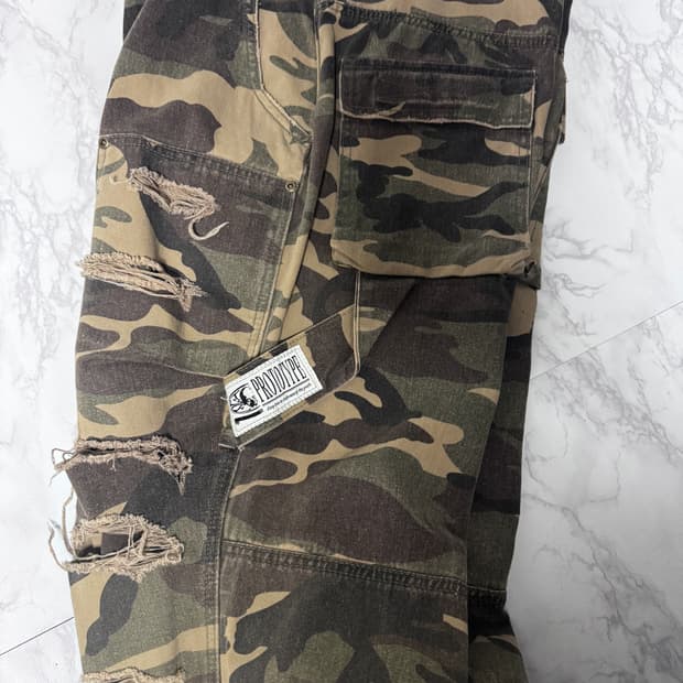 ETCE 더블니 디스트로이드 카모 팬츠 팝니다
