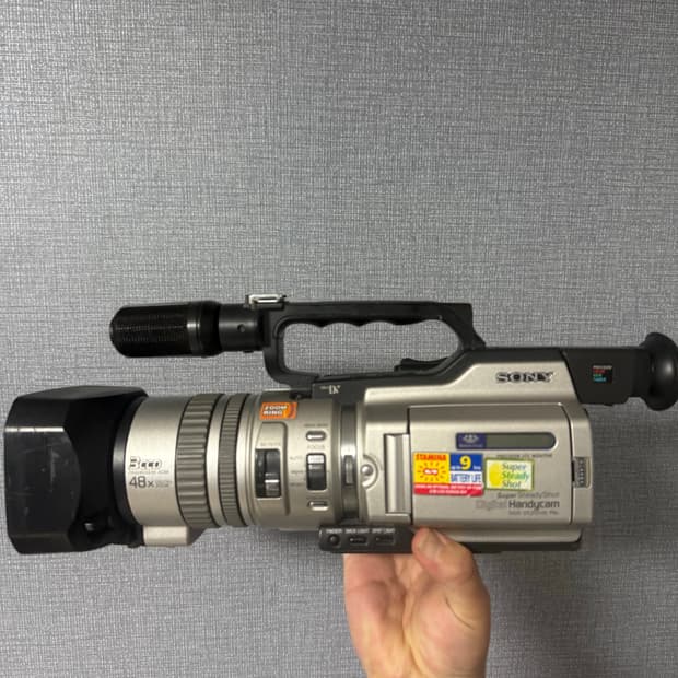Sony DCR-VX2000 6mm 디지털 캠코더