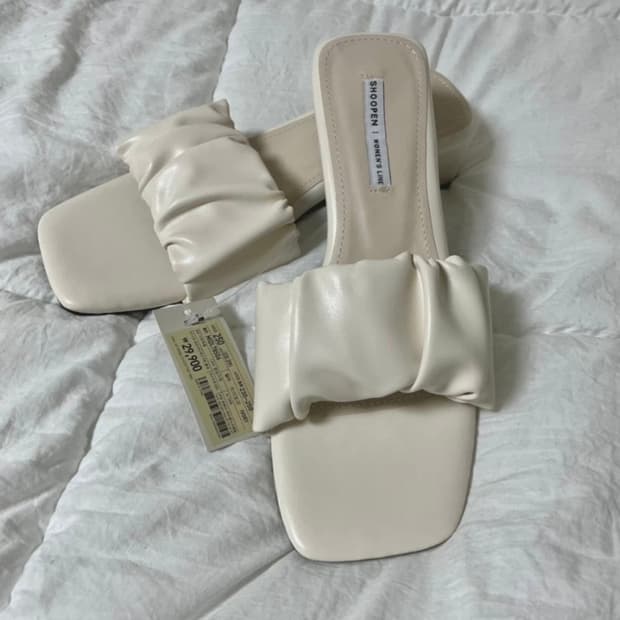 슈펜 셔링 샌들 아이보리 230 굽4cm 품절상품