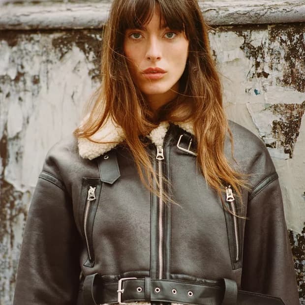 쇼트 더블 페이스드 점퍼 무스탕