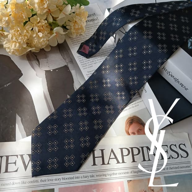 입생로랑 실크 네이비 자카드 패턴 넥타이 9.4cm A~B등급 E760
