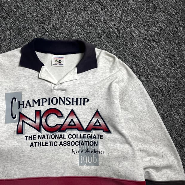 00s NCAA USA 컬리지 페이딩 럭비 티셔츠y 2330