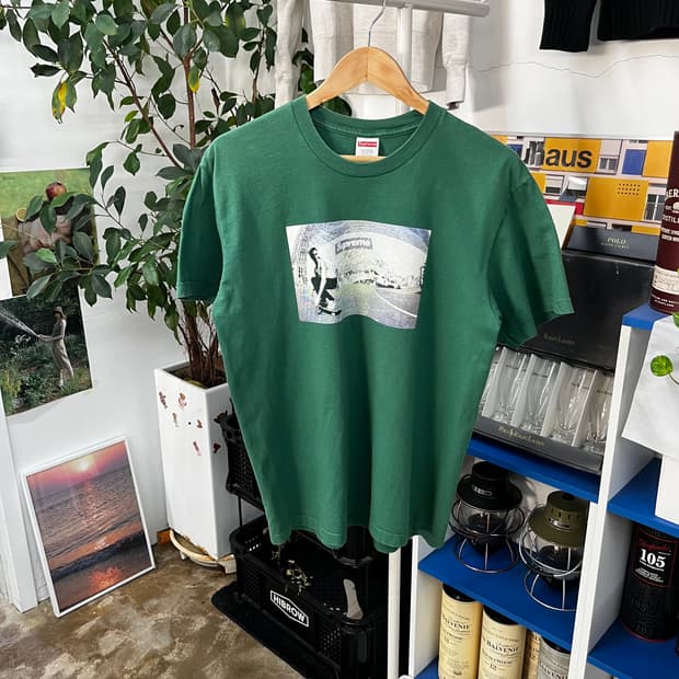 슈프림 반팔 티셔츠 M