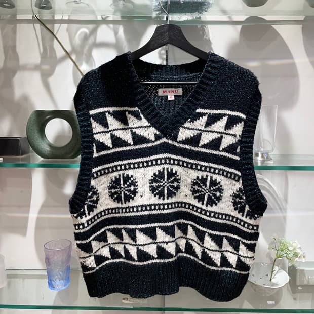 MASU twinkle vest