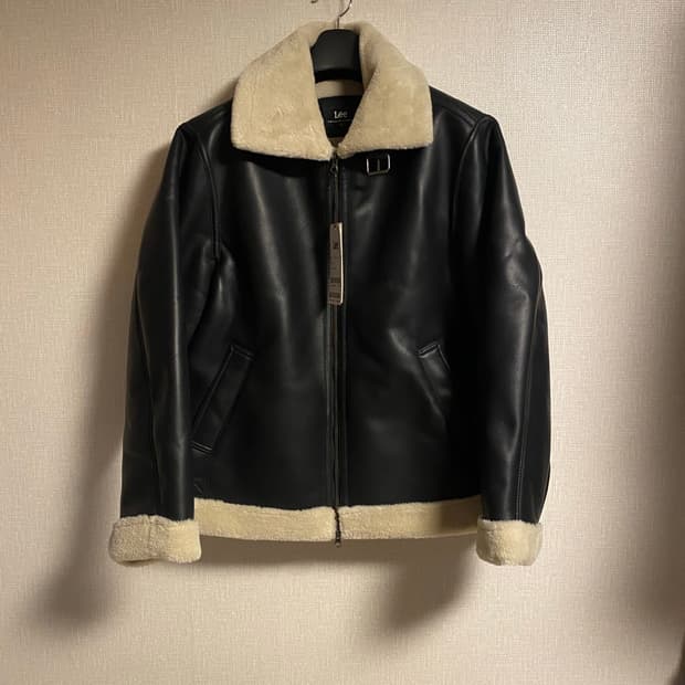 리 무스탕 자켓